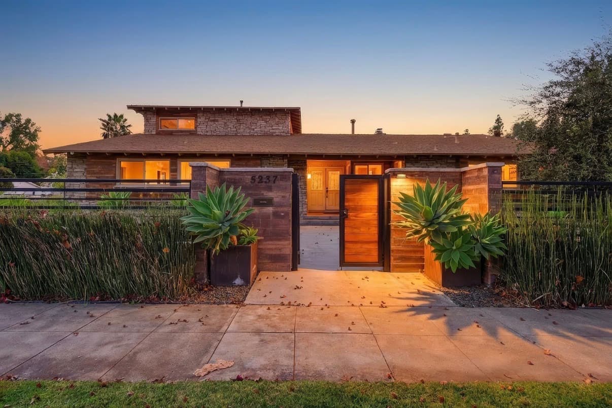 Northridge Recovery Center — private Woodland Hills estate at dusk